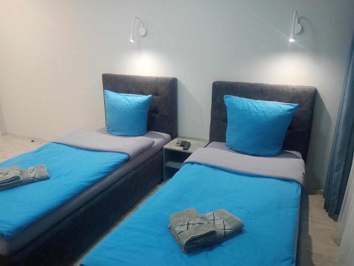 Апартаменты Weekend Inn 乌日霍罗德 外观 照片
